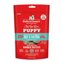 Load image into Gallery viewer, Stella &amp; Chewy&#39;s Perfectly Puppy Freeze Dried Raw Beef and Salmon Dinner Patties Grain Free Dog Food